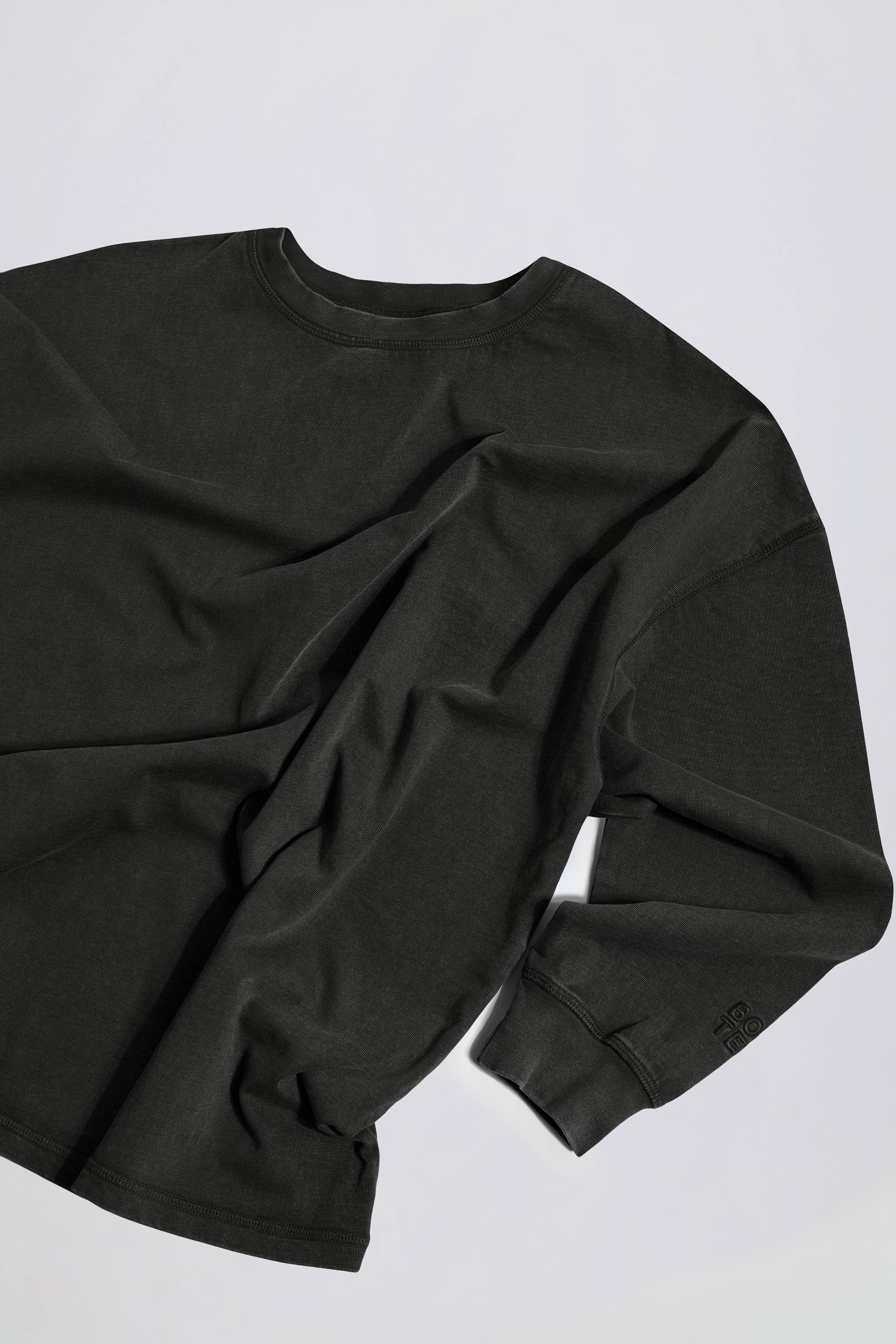 Acid Wash Long-Sleeve Oversized T-Shirt in Ash - Image 6