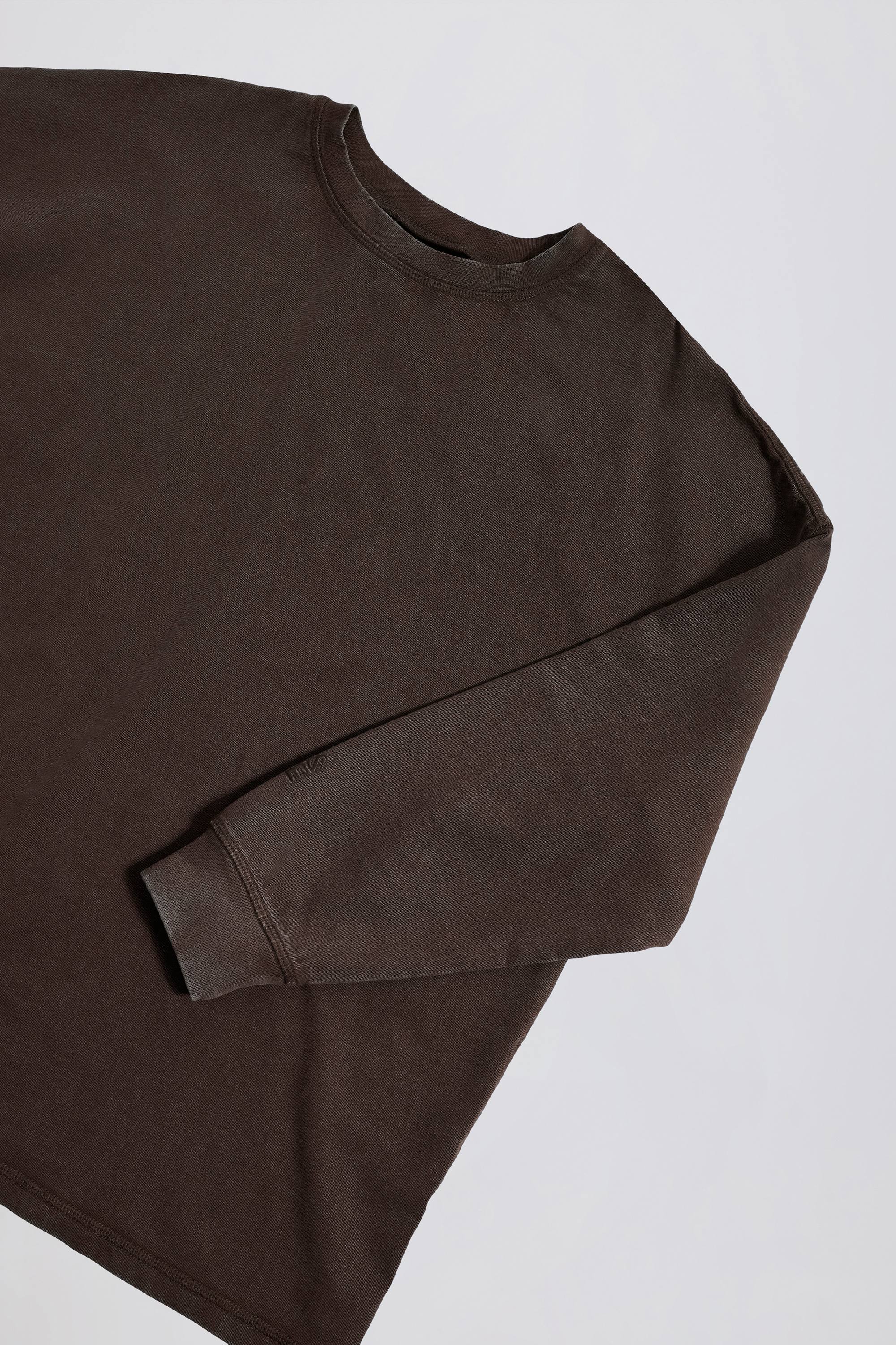 Acid Wash Long-Sleeve Oversized T-Shirt in Brown - Image 4