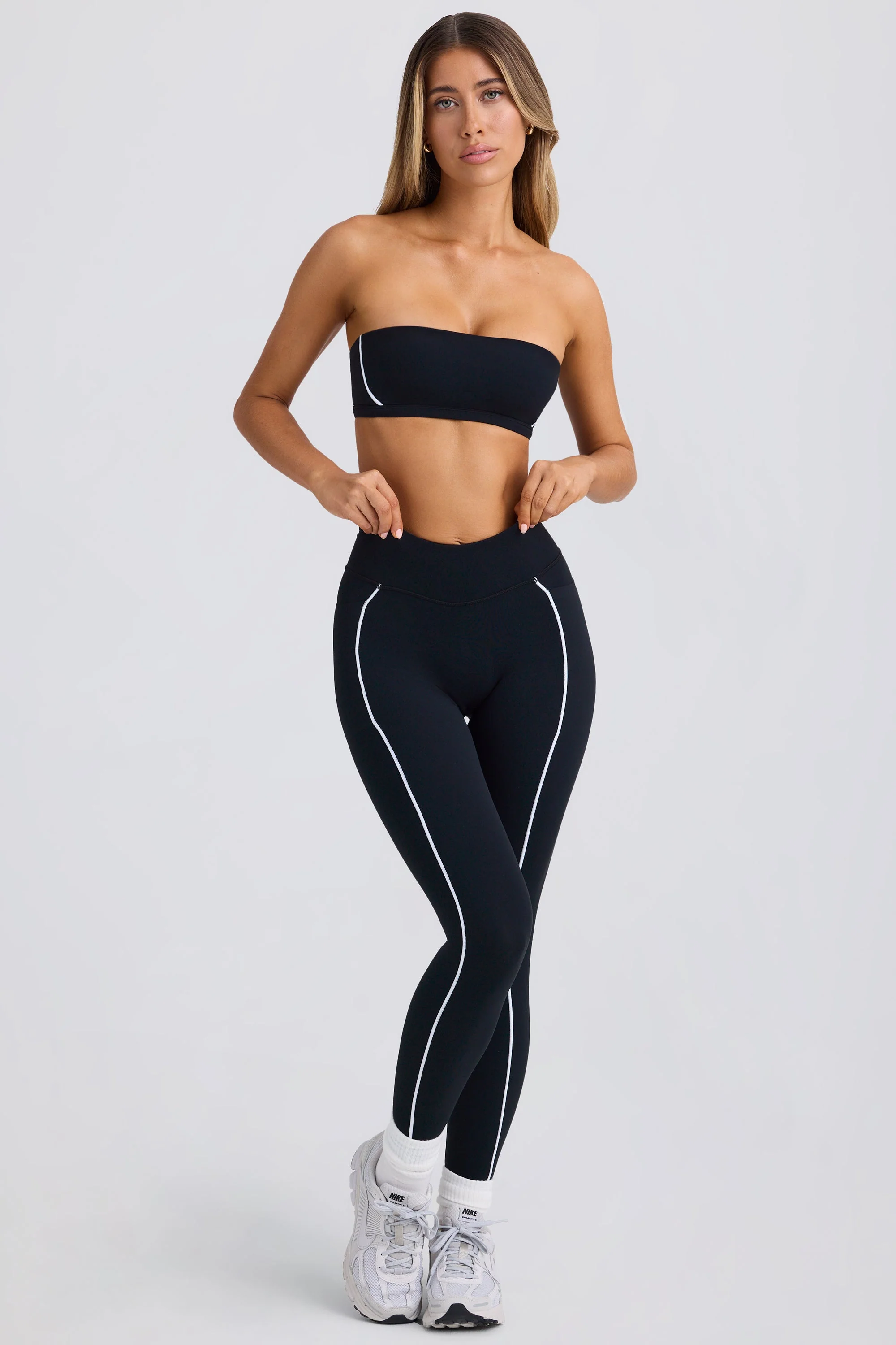 Soft Active Contrast Leggings in Black - Image 6