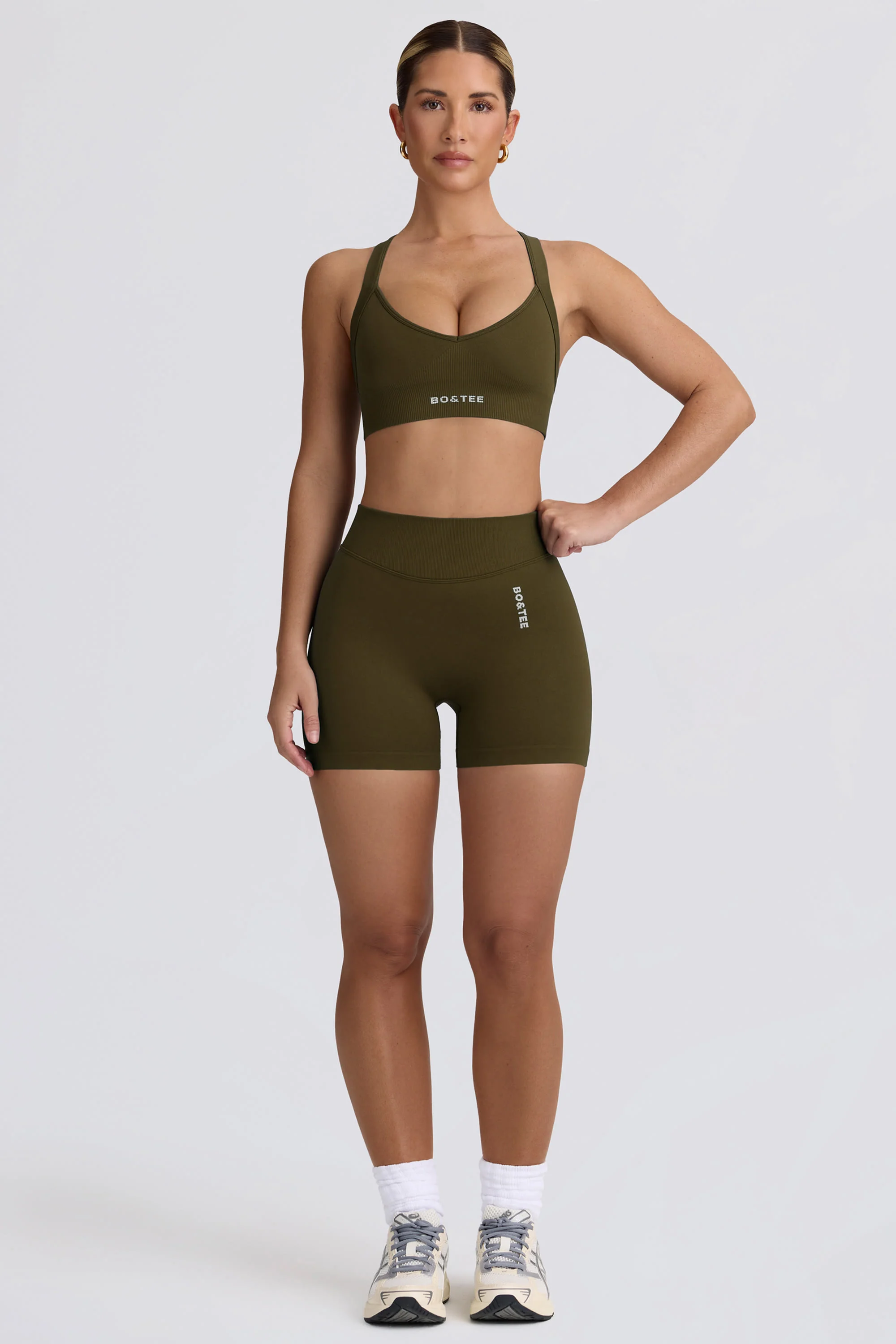 Super Sculpt Seamless Cross-Back Sports Bra in Dark Green - Image 6