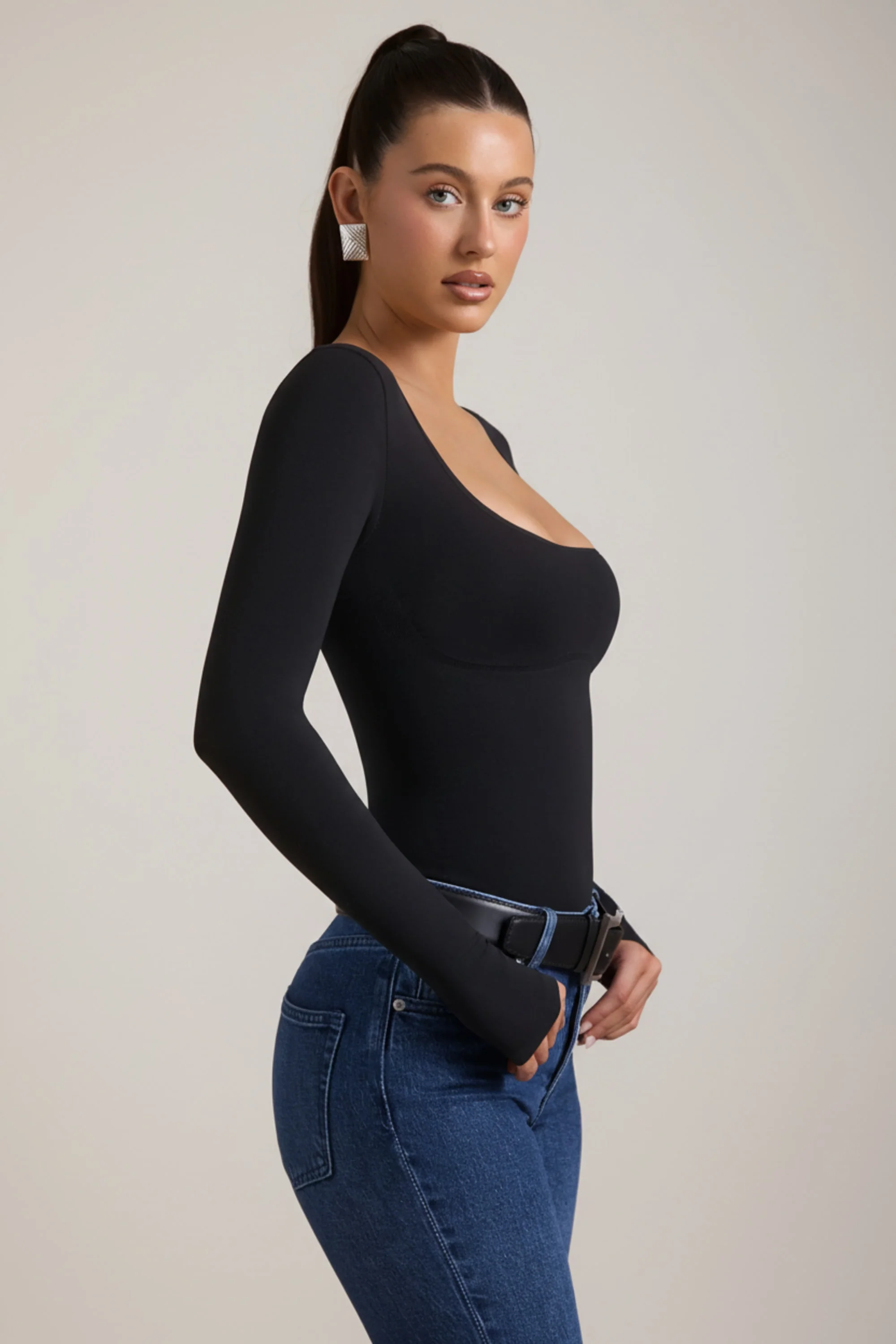 Seamless Long-Sleeve Bodysuit in Black - Image 4