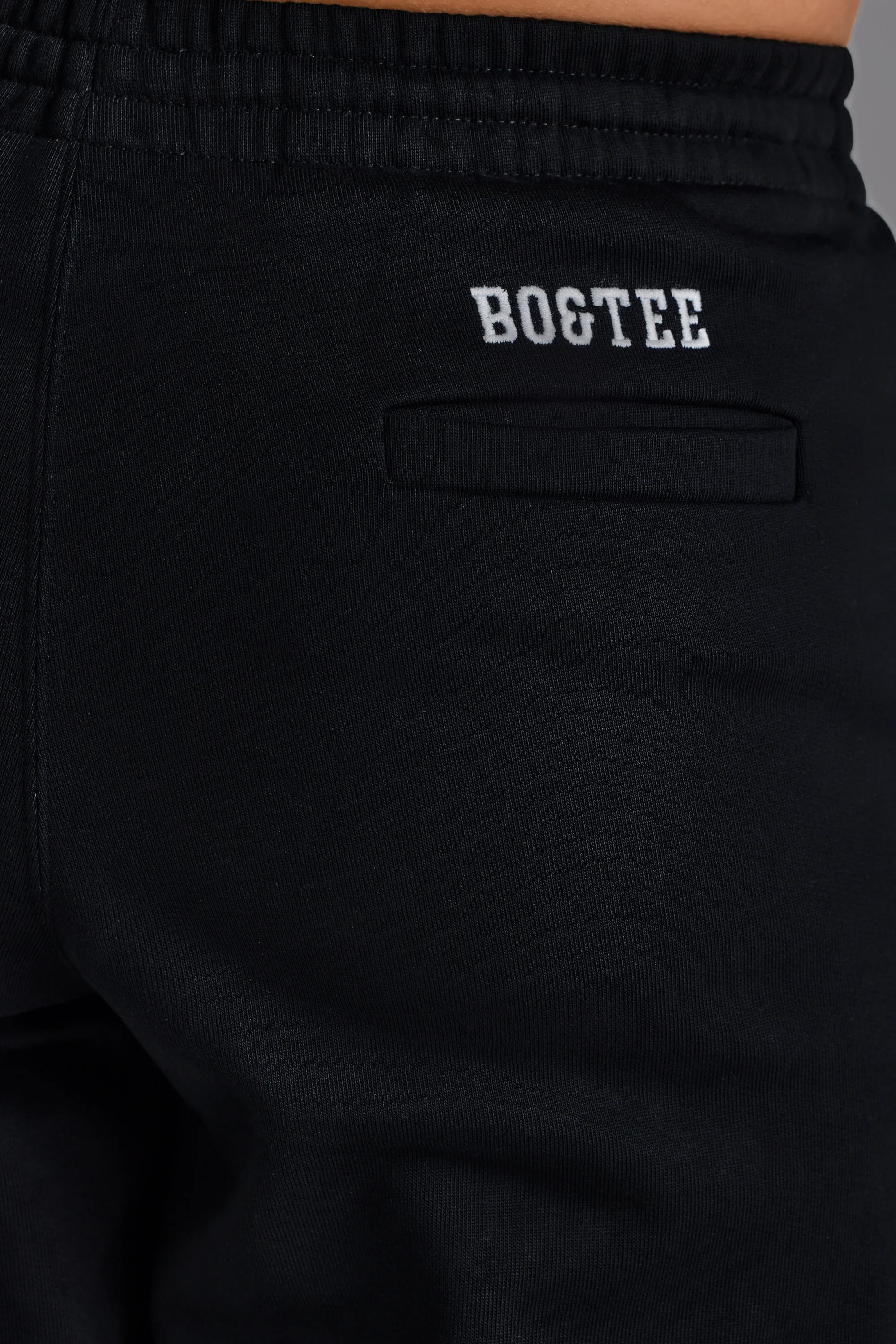 Soft Cotton Jersey Relaxed Mid-Rise Joggers in Black - Image 4