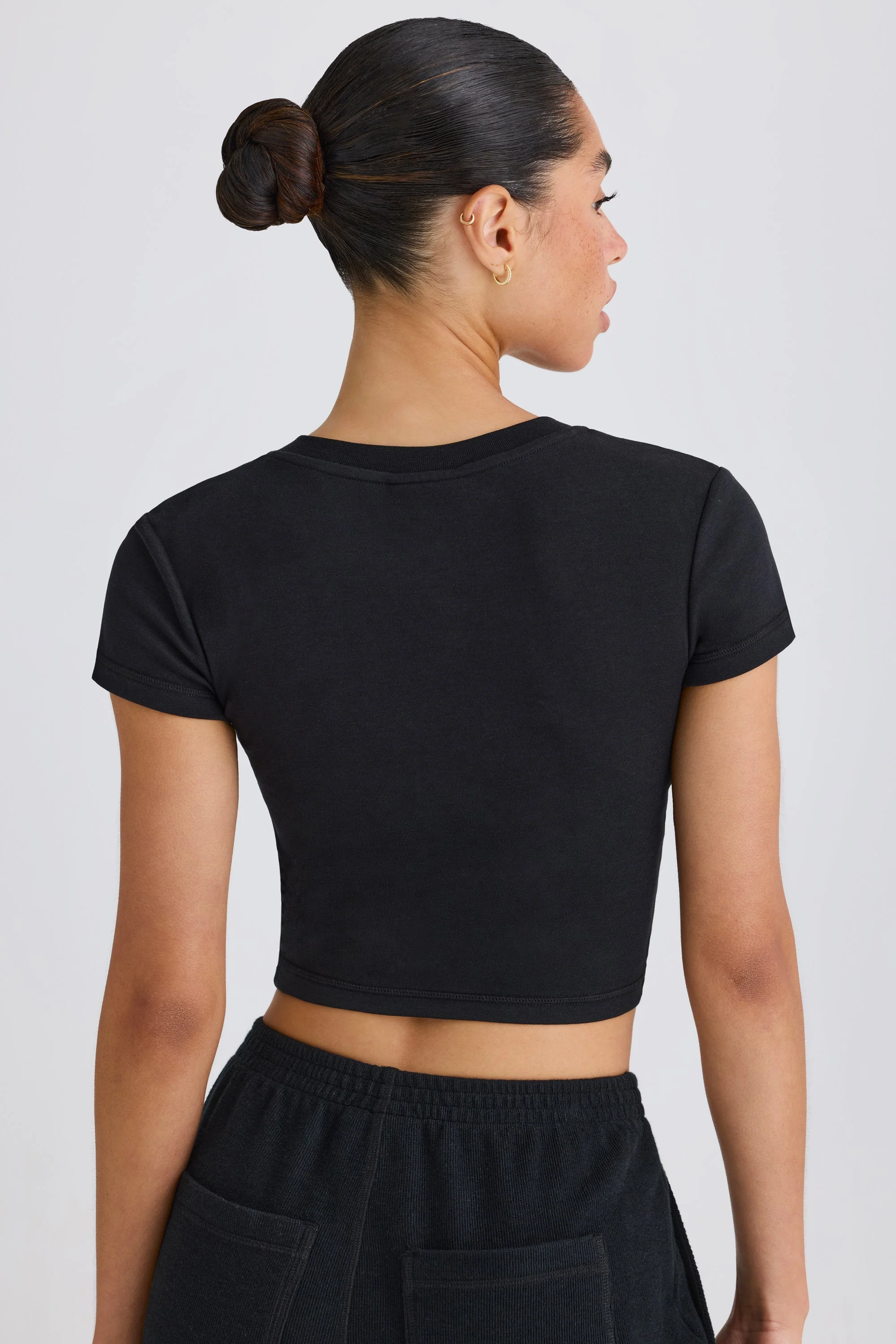 Stretch Cotton Jersey Graphic Print Cropped T-Shirt in Black - Image 2