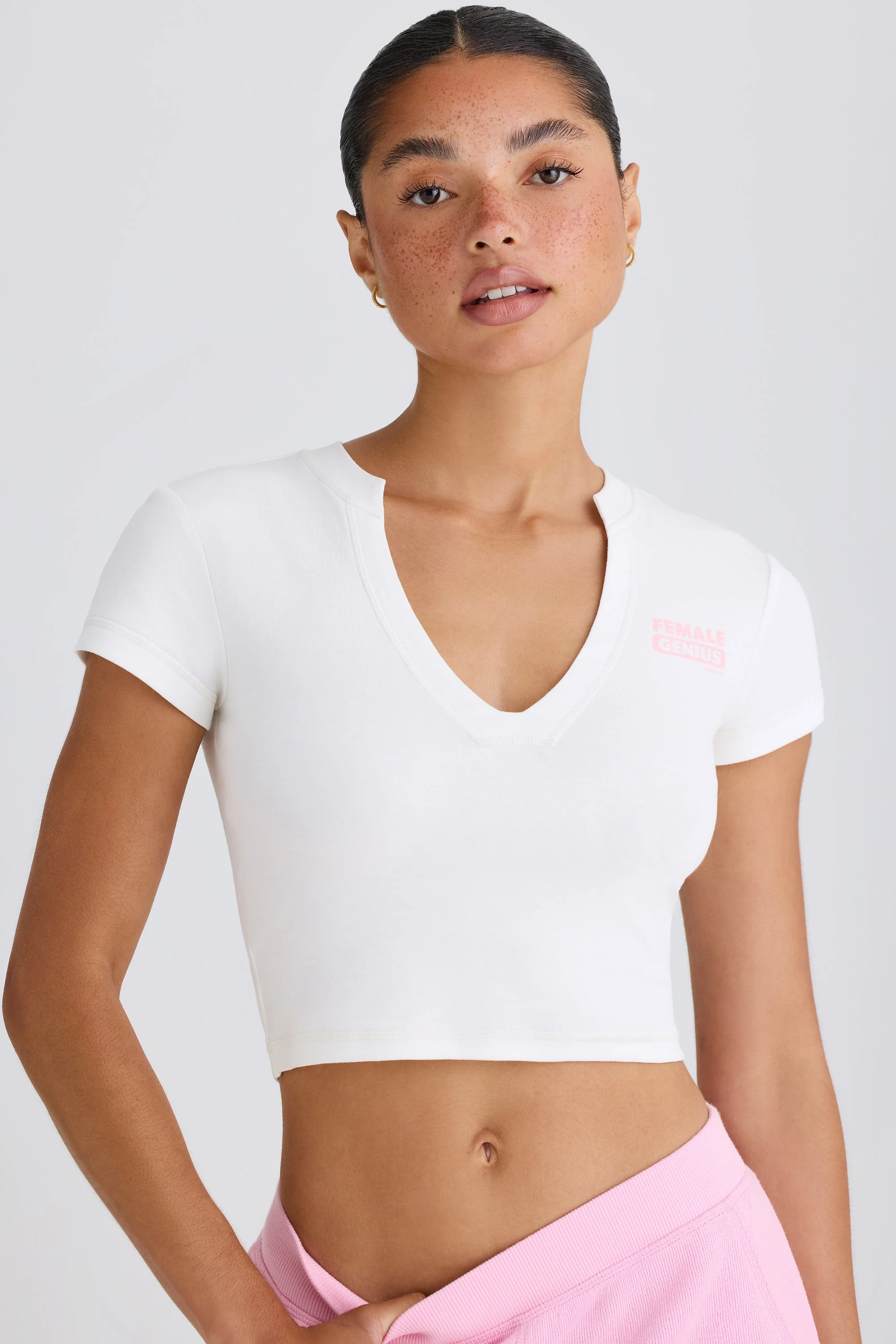 Stretch Cotton Jersey Graphic Print Cropped T-Shirt in White - Image 8