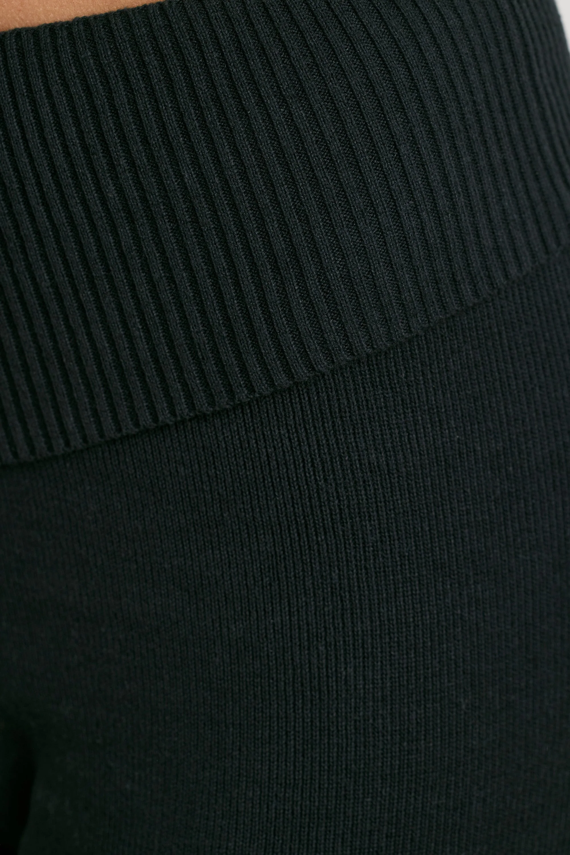 Chunky Knit Foldover Kick Flare Trousers in Black - Image 4