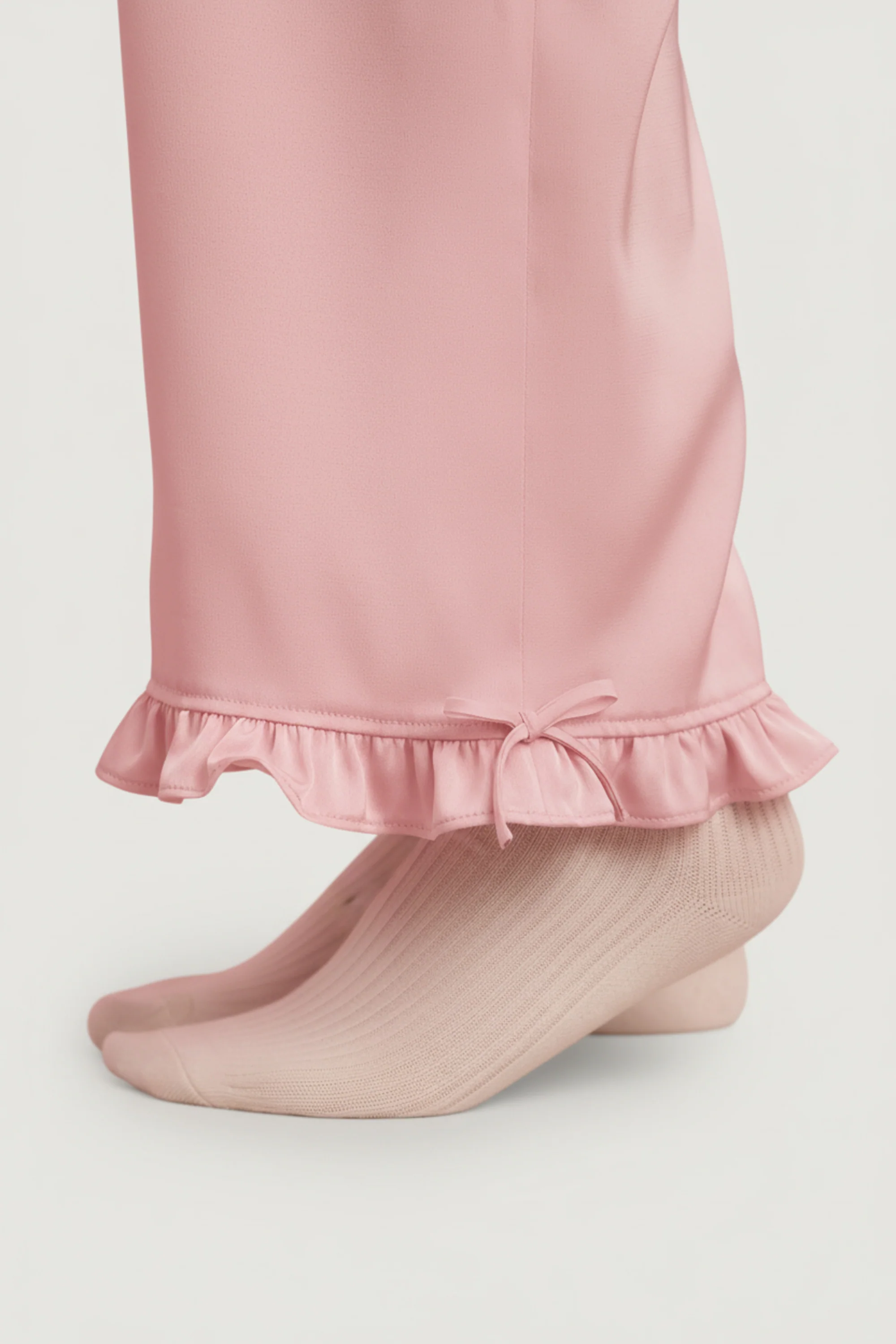 Ruffle-Trim Mid-Rise Pyjama Trousers in Baby Pink - Image 5