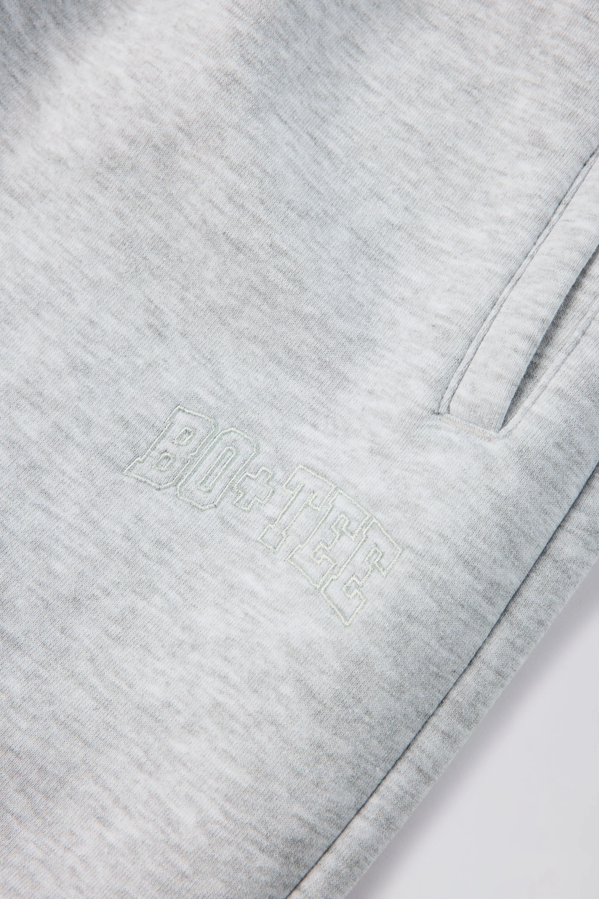 Brushed Cotton Jersey Mid-Rise Relaxed Joggers in Grey Marl - Image 6