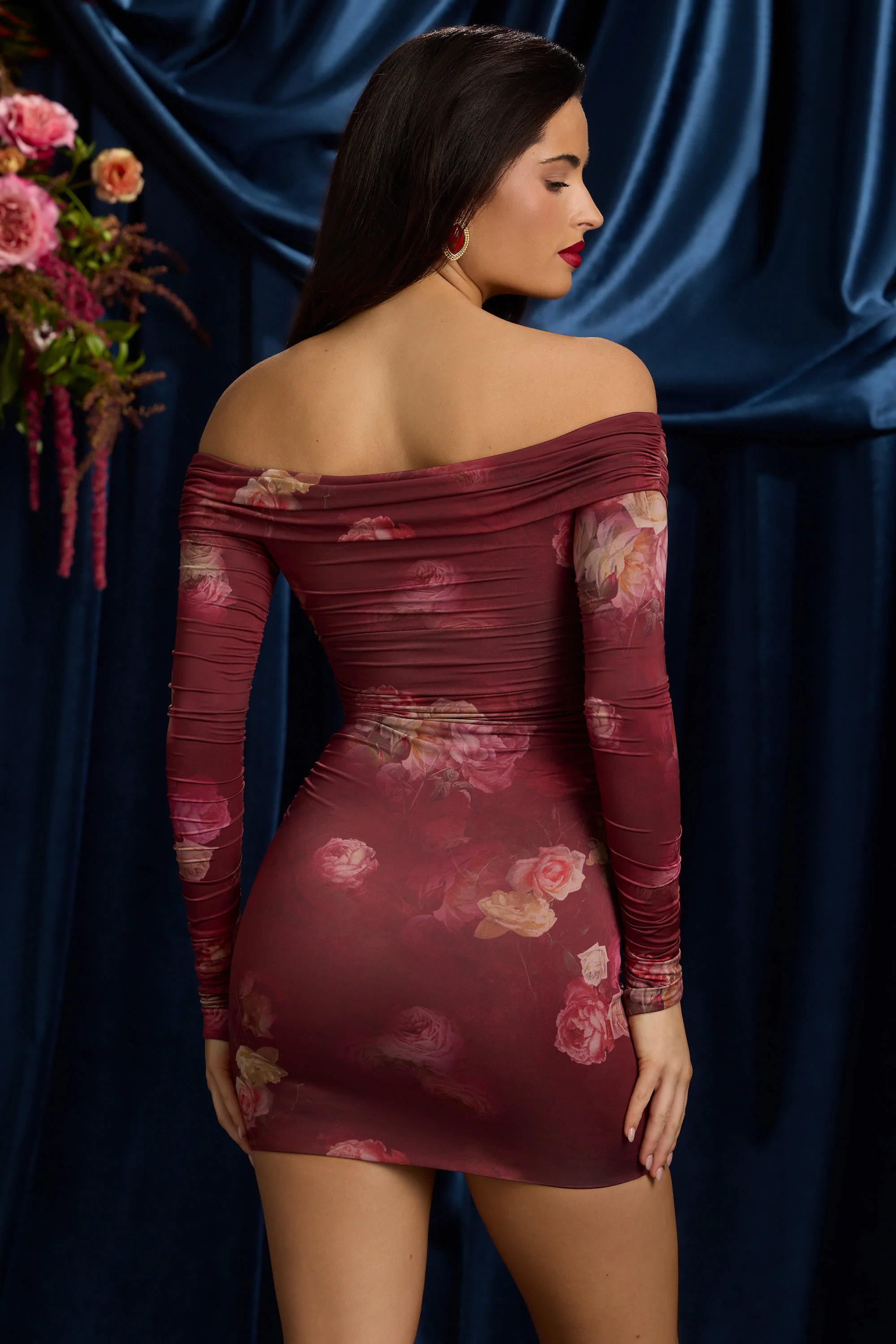 Off-Shoulder Ruched Bodycon Mini Dress in Maroon Floral Print - Image 3