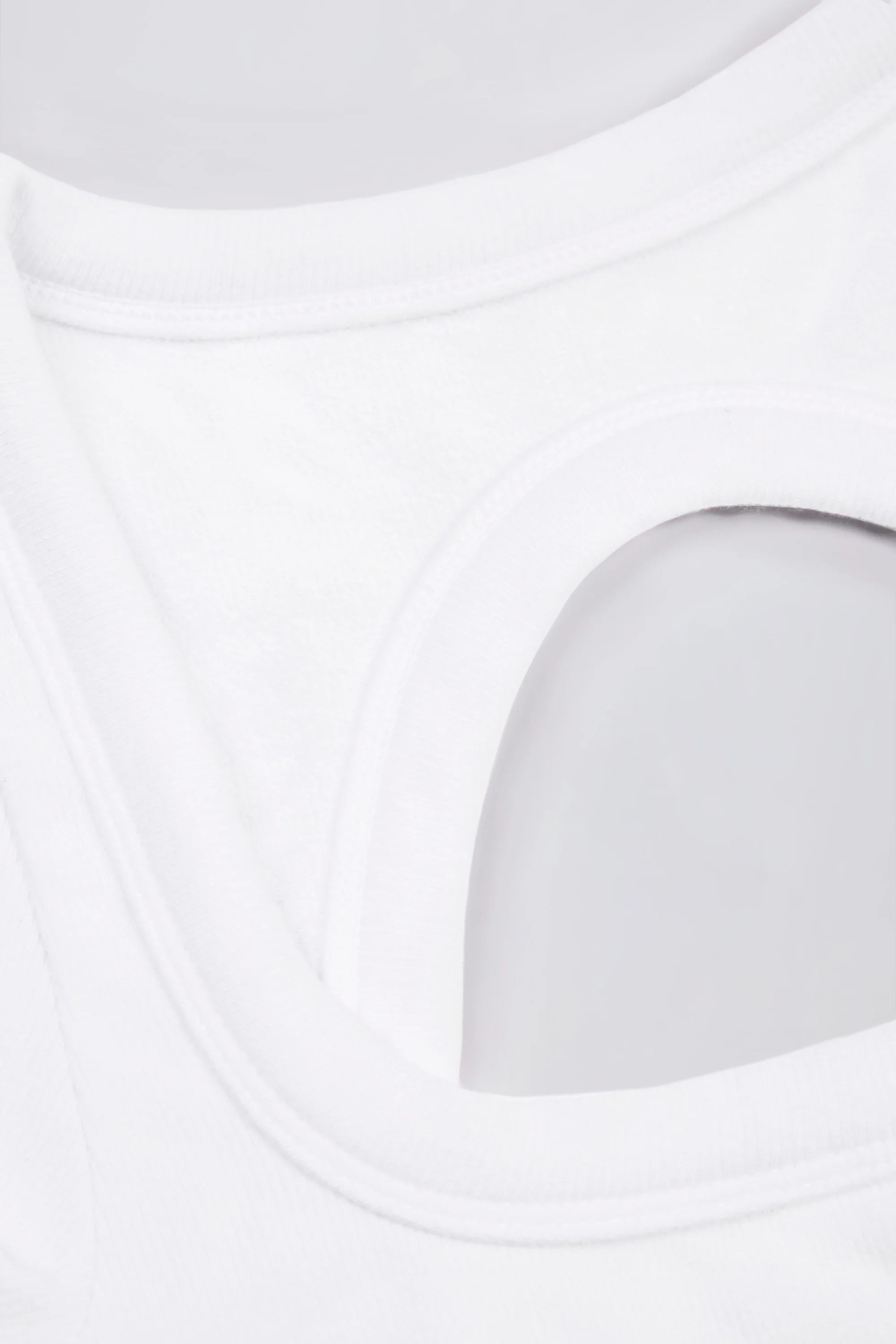 Seamless Soft Rib Cut-Out Crop Top in White - Image 6
