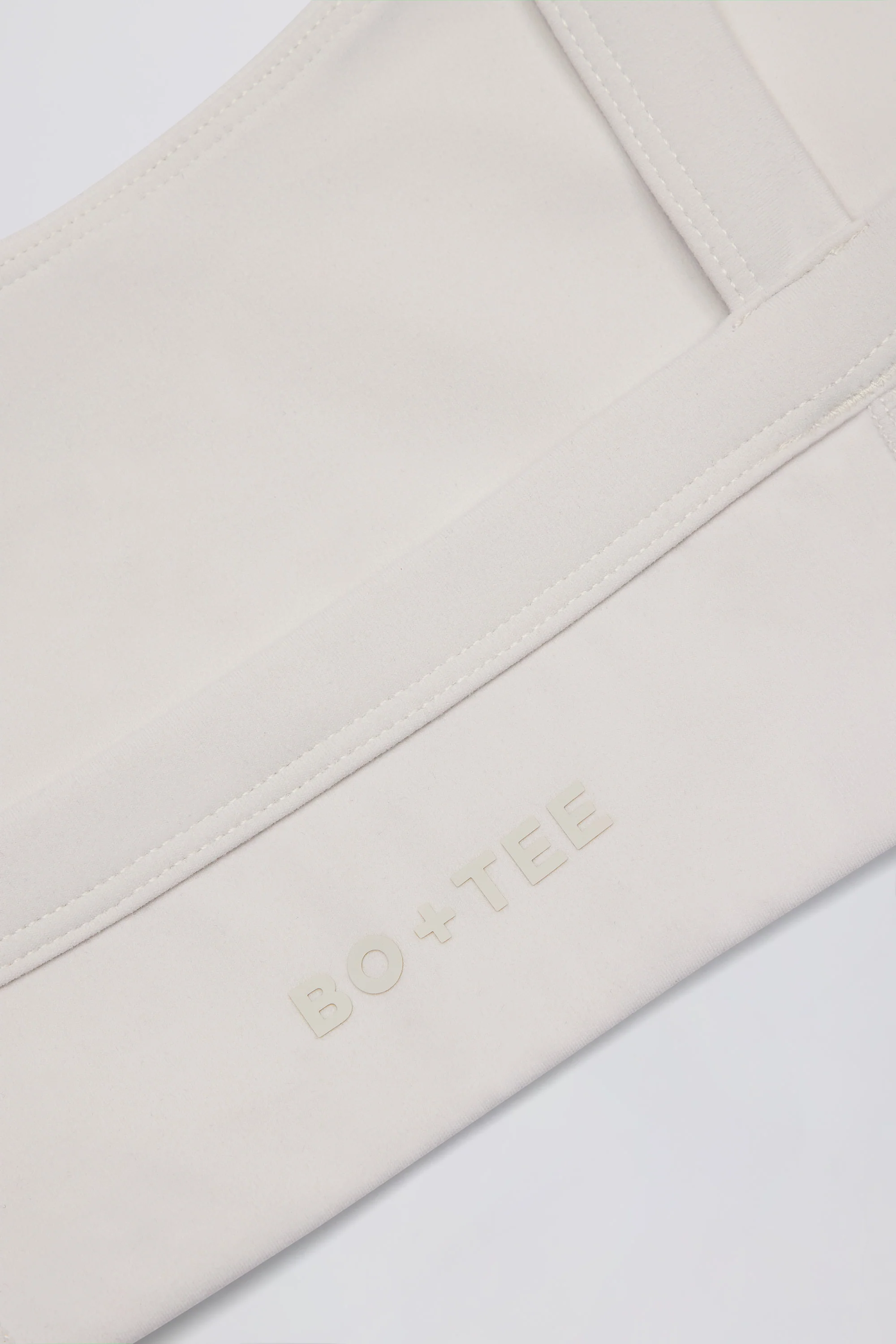Soft Active Seam-Detail Sports Bra in Cream - Image 6