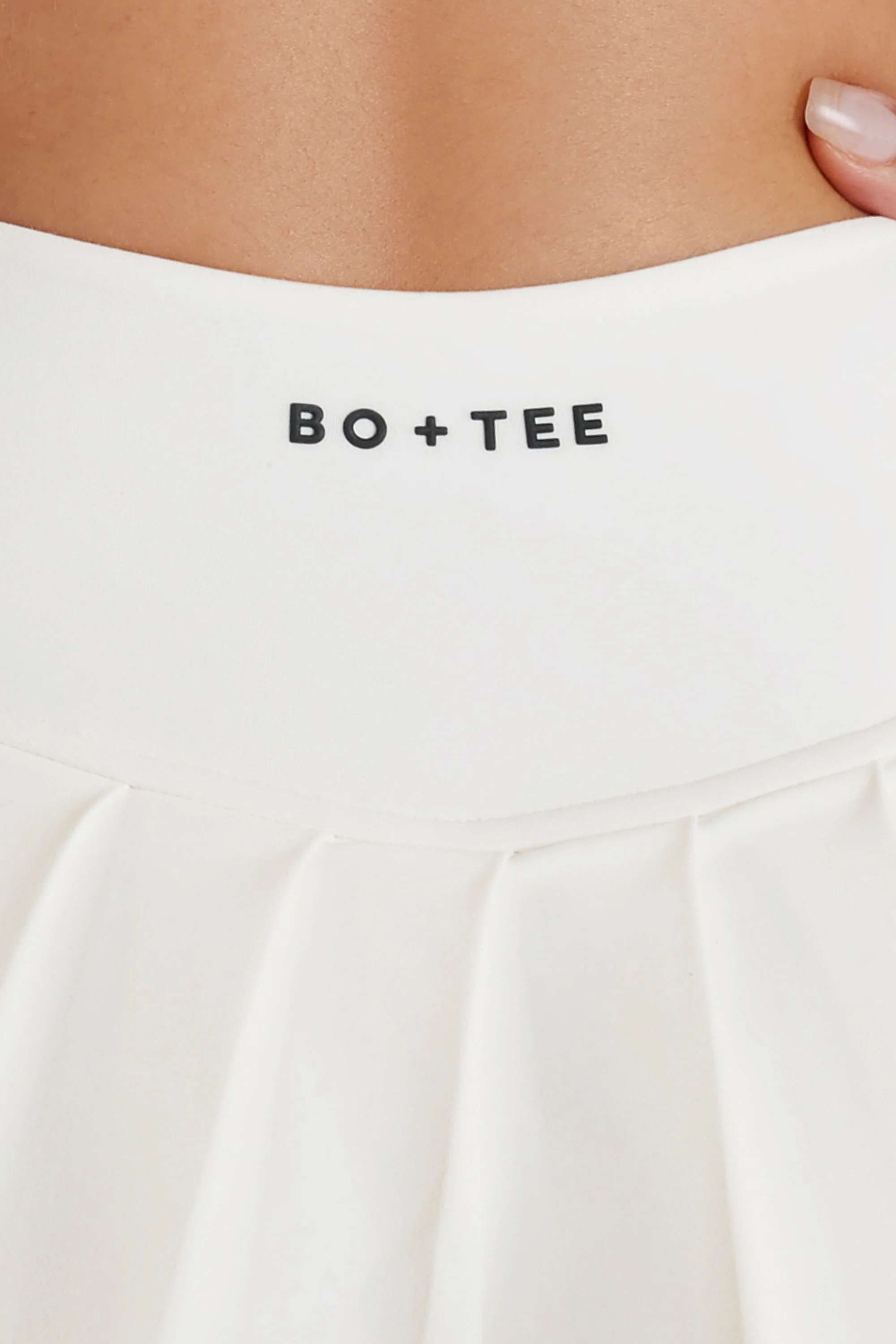 Soft Active Low-Rise Pleated Tennis Skort in Ivory - Image 5