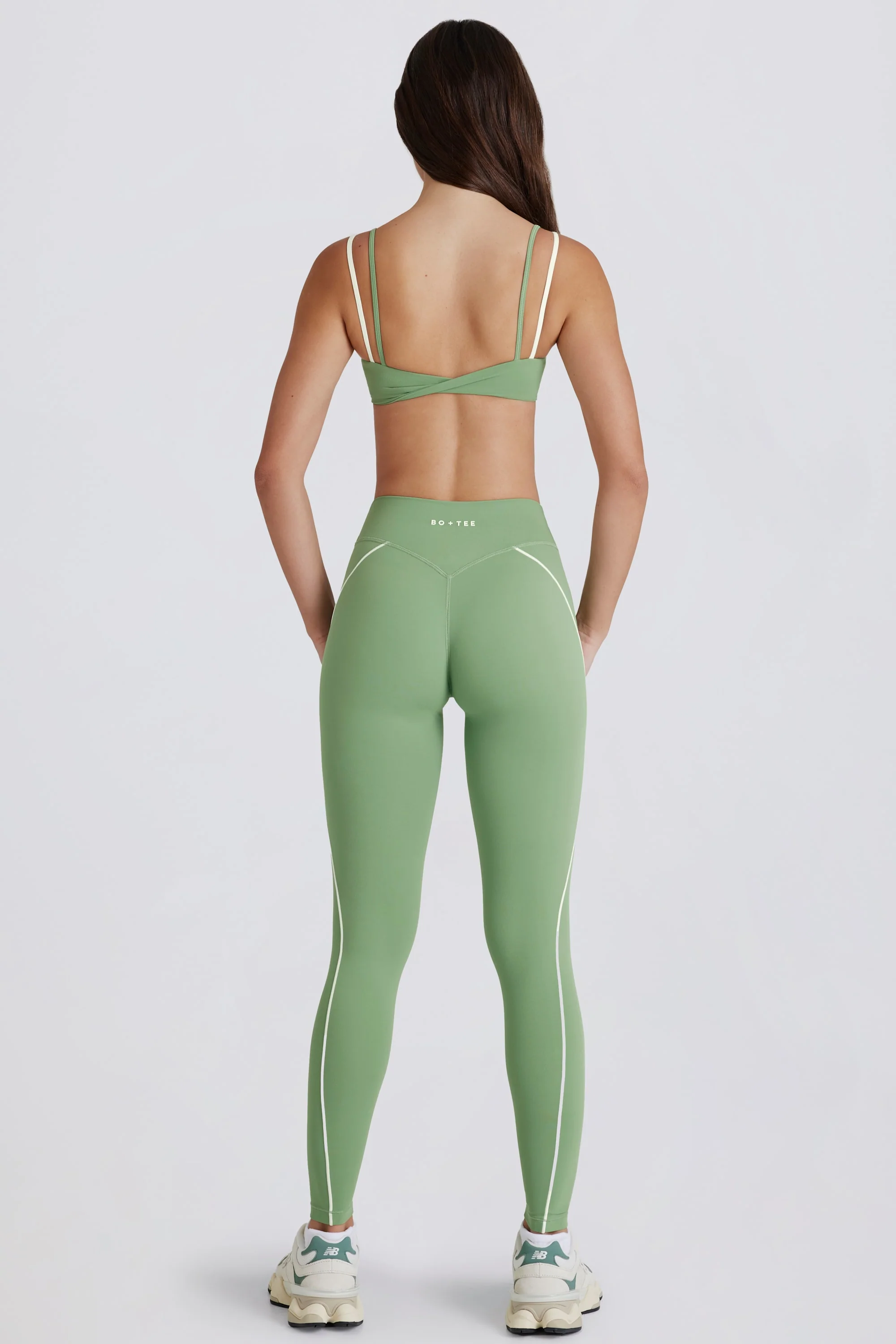 Soft Active Twist-Front Leggings in Green - Image 4