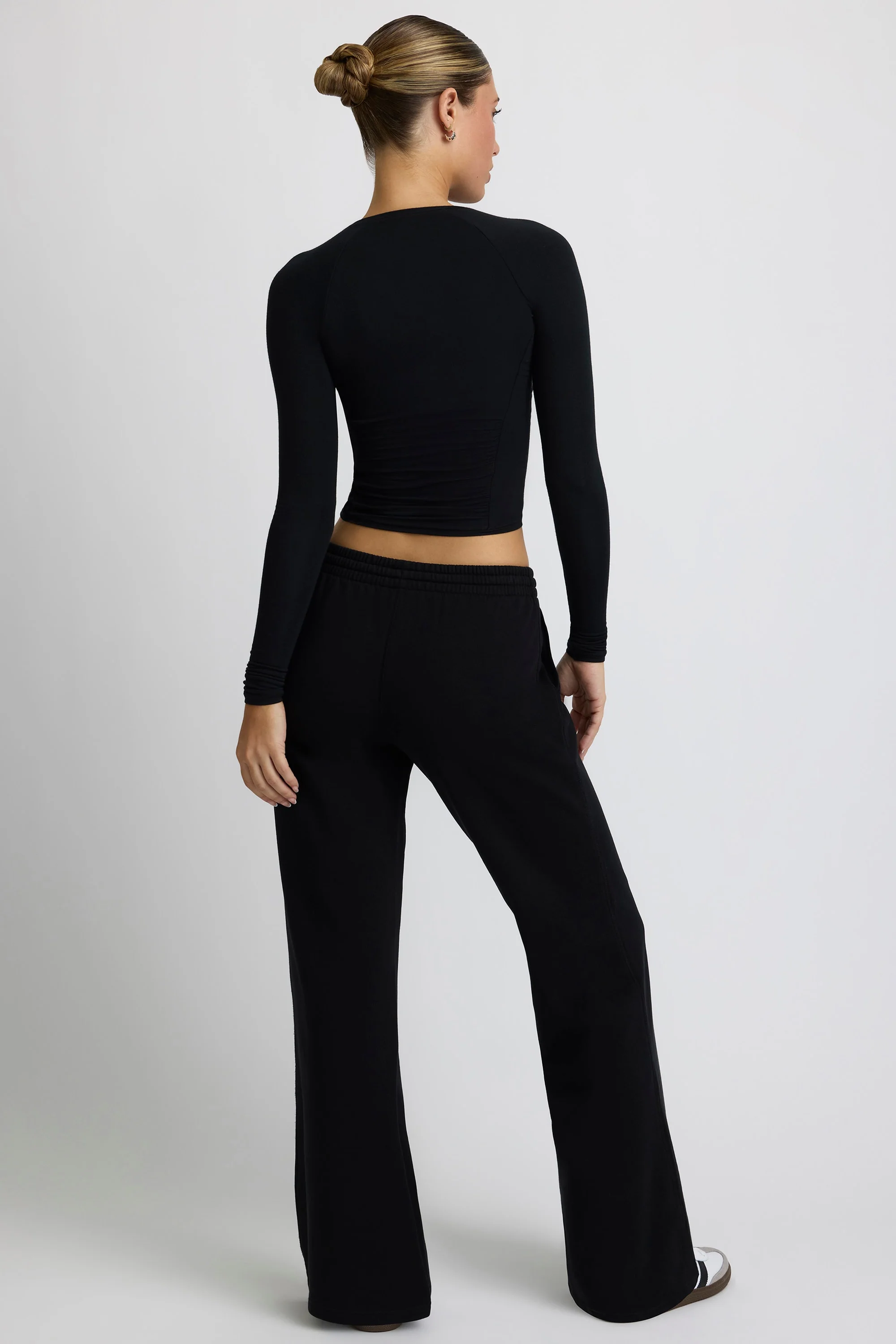 Low-Rise Wide-Leg Joggers in Black - Image 3