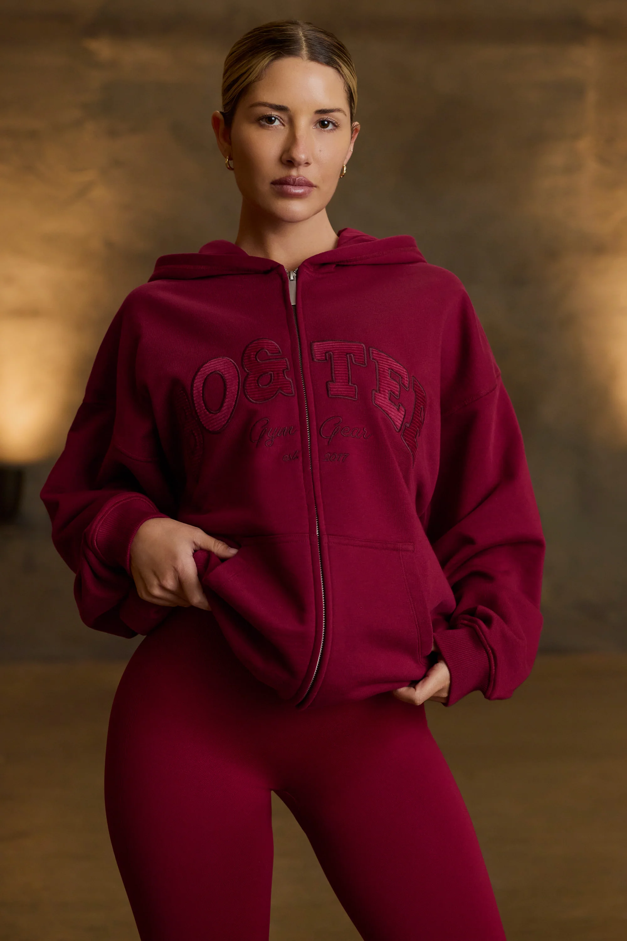 Oversized Zip-Up Hoodie in Burgundy - Image 2
