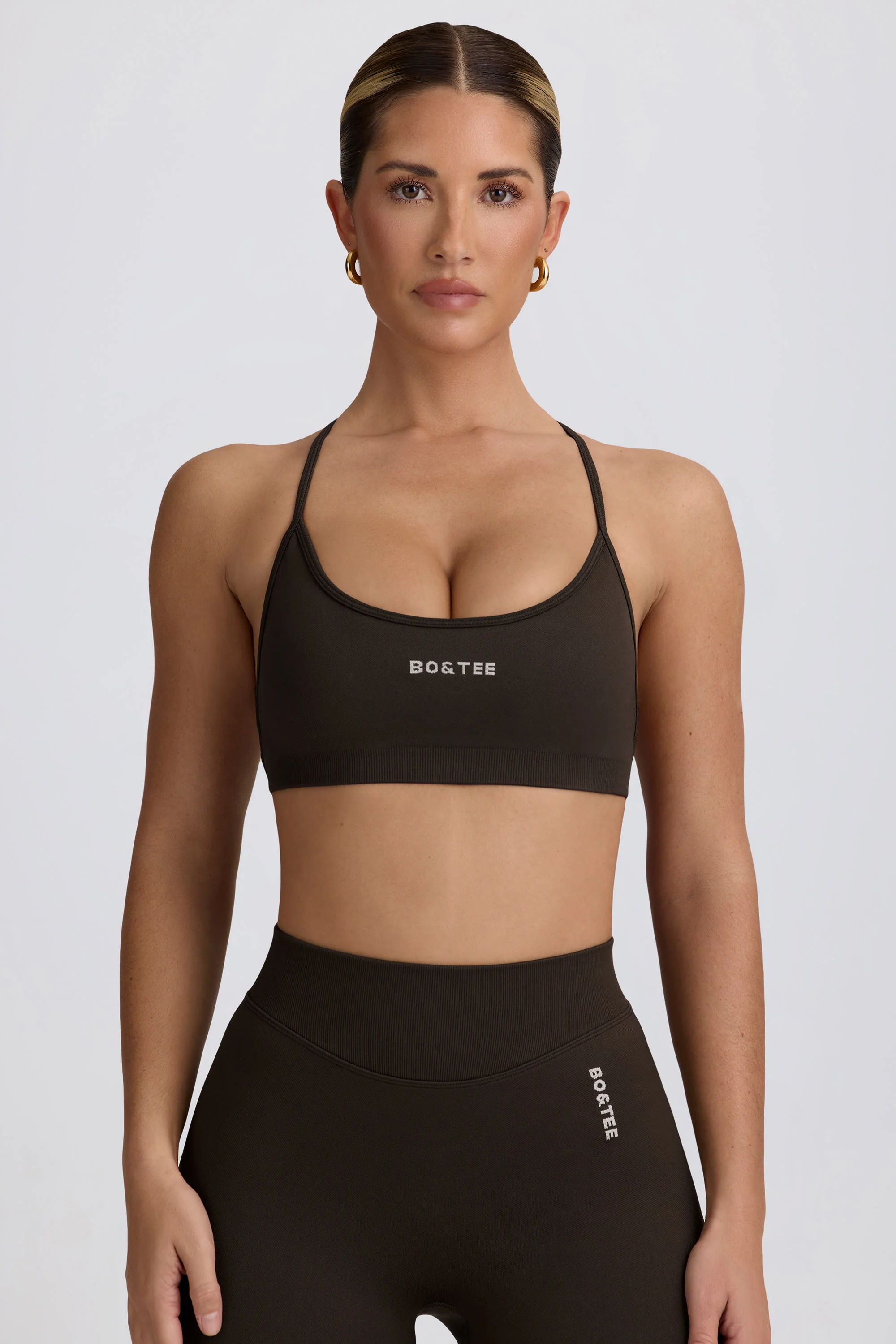 Super Sculpt Seamless Backless Sports Bra in Brown - Image 4