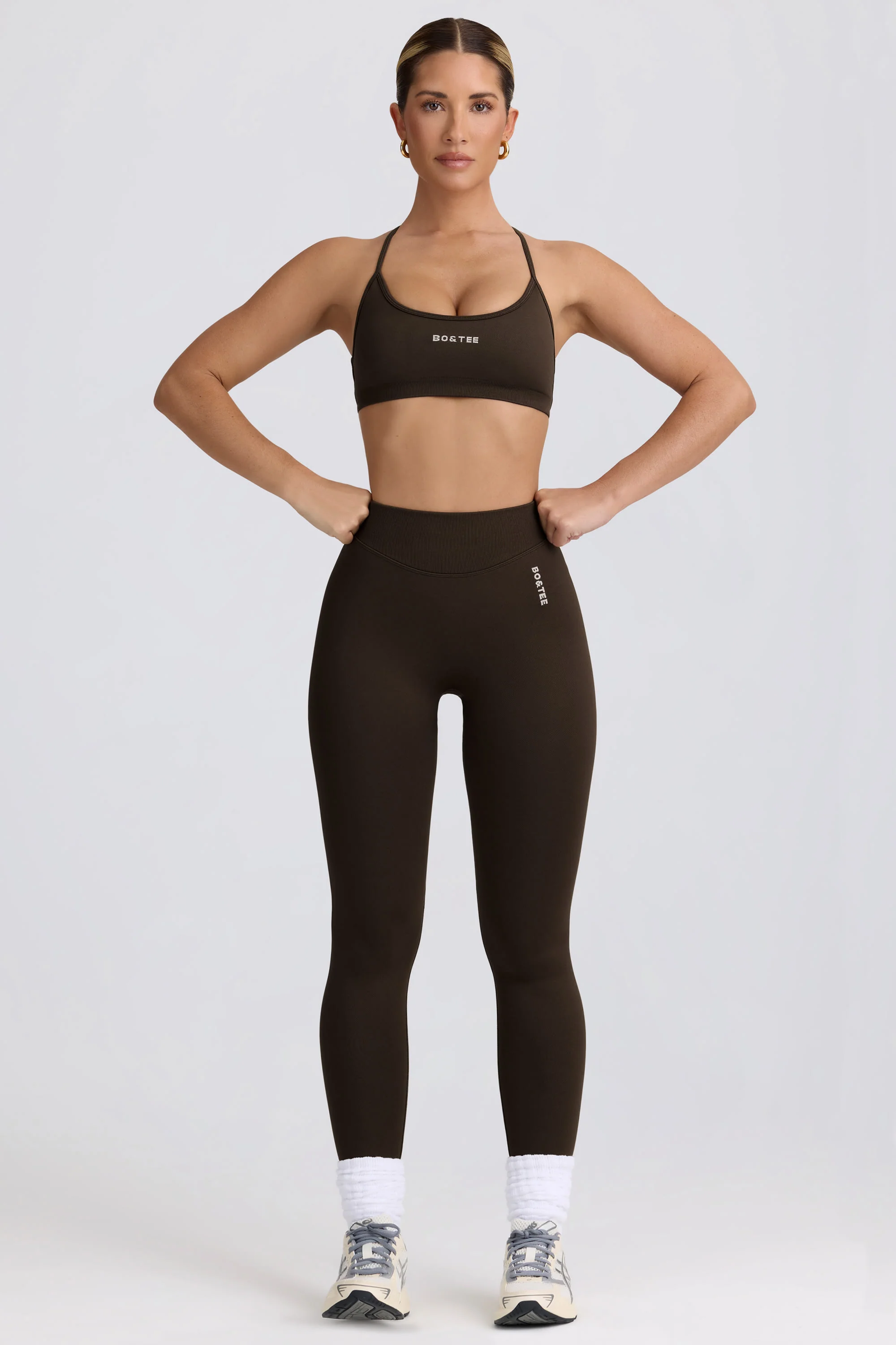 Super Sculpt Seamless Backless Sports Bra in Brown - Image 5