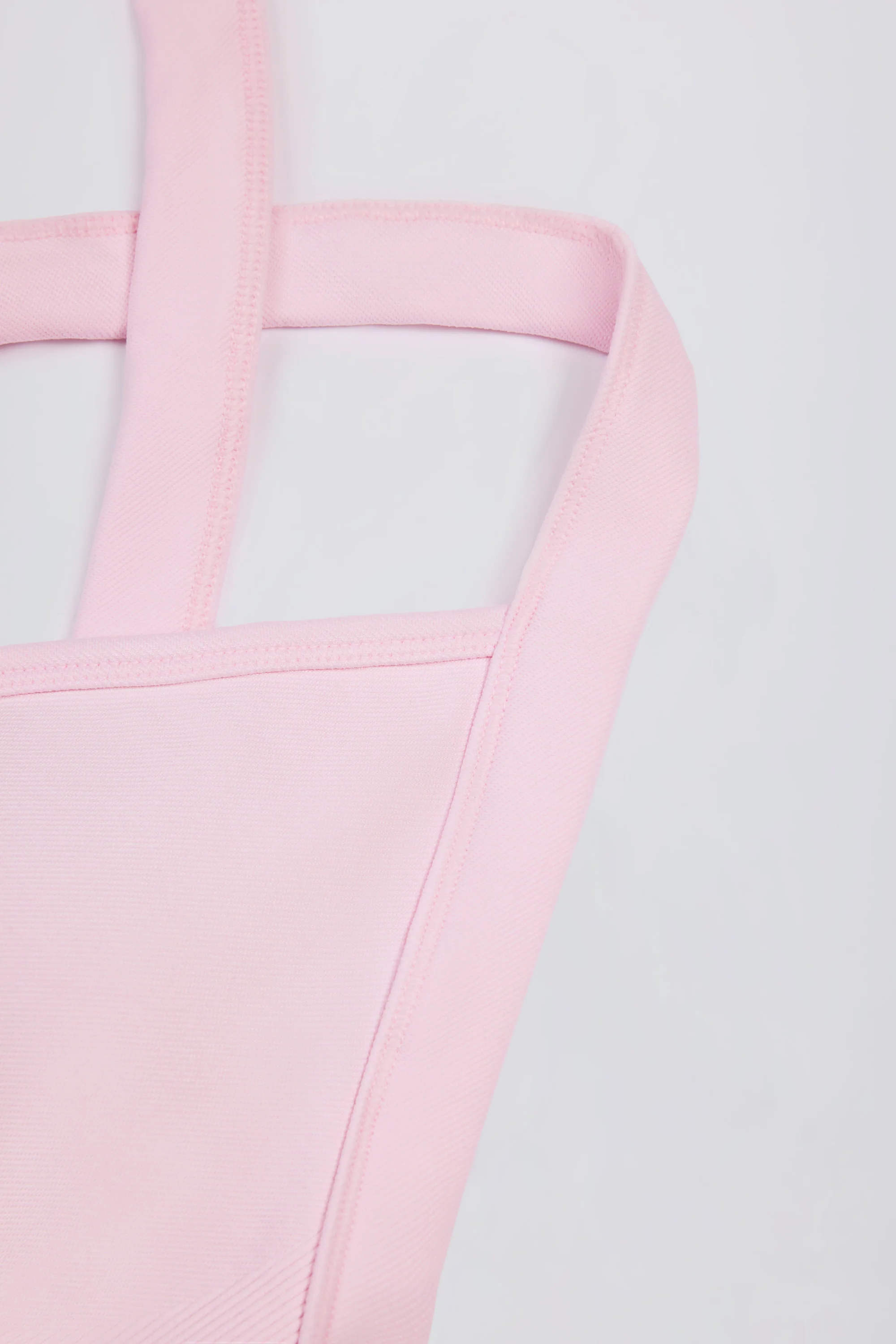Super Sculpt Seamless Crossback Sports Bra in Powder Pink - Image 6