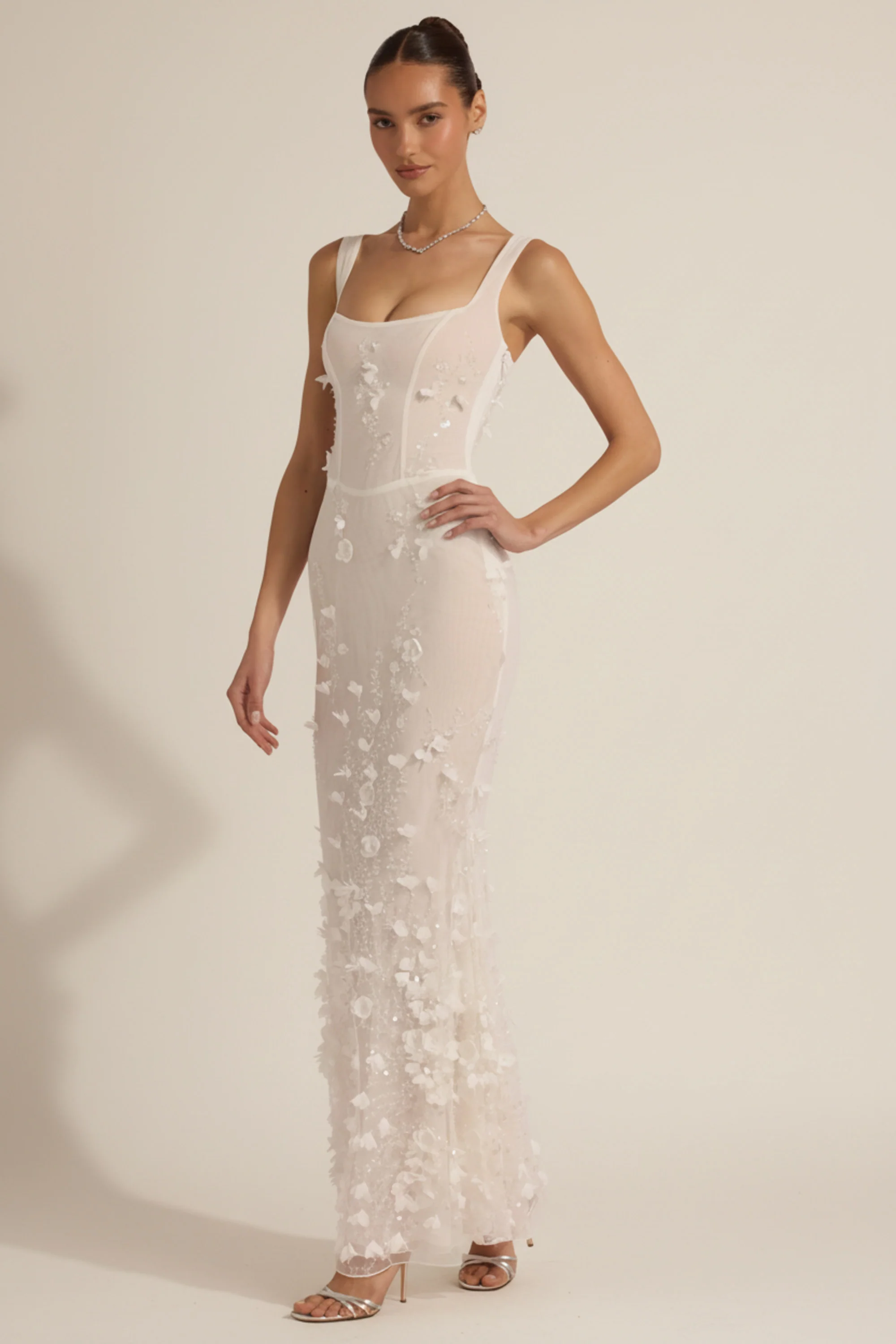 Embellished Appliqué Soft-Scoop Corset Gown in White - Image 6